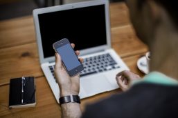 Телефонен разговор с германец – така ще преодолеете притеснението
